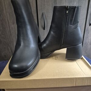 Steve Madden Black Heeled Boots